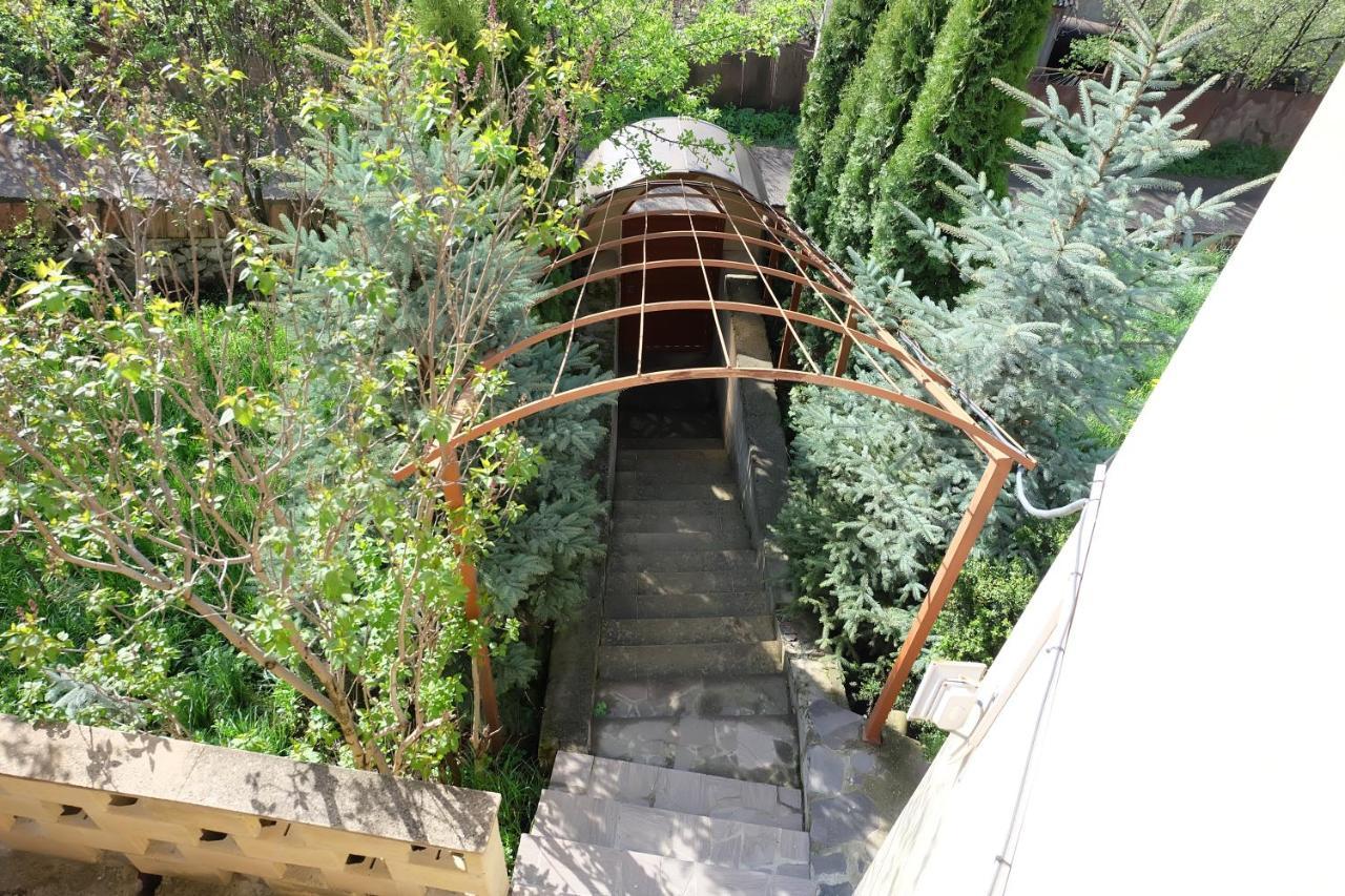 Bed and Breakfast Dil Hill By Sam Dilidschan Exterior foto