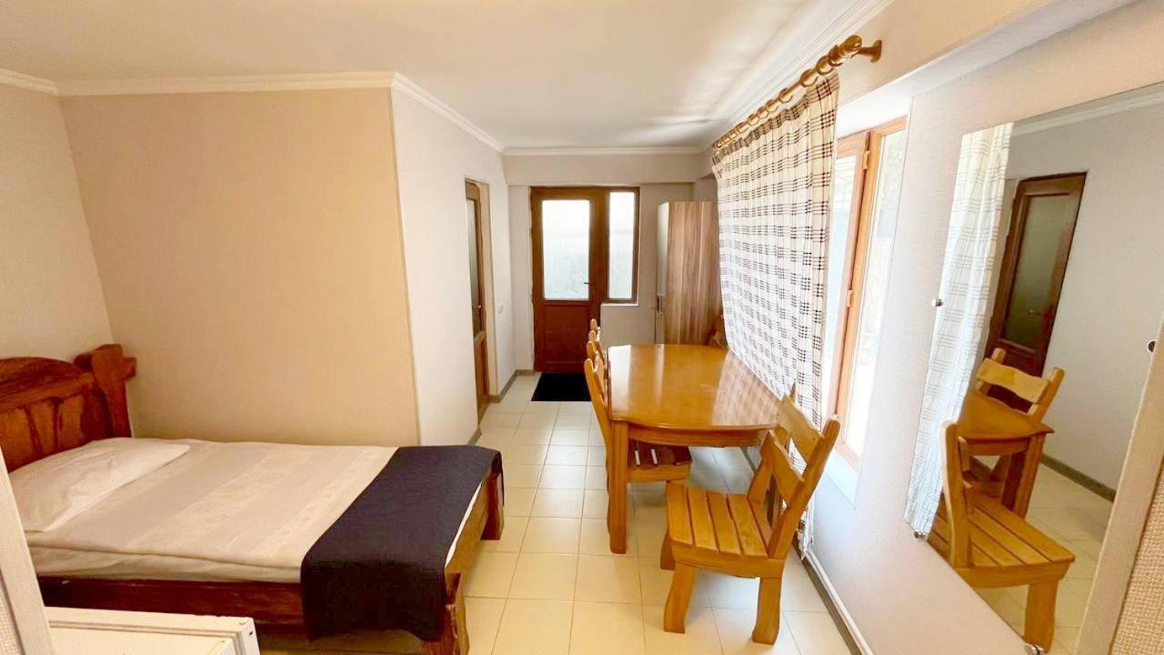 Bed and Breakfast Dil Hill By Sam Dilidschan Exterior foto
